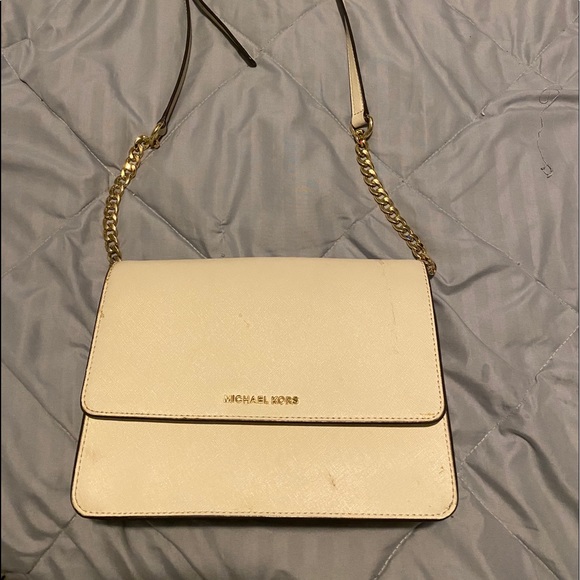 Micheal kors white crossbody - Picture 1 of 7